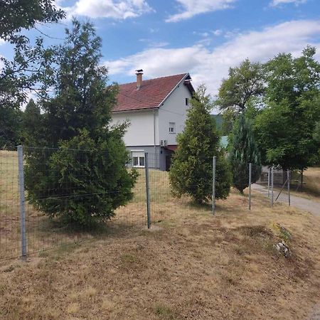 Studio Apartman Sonja Otočac Dış mekan fotoğraf