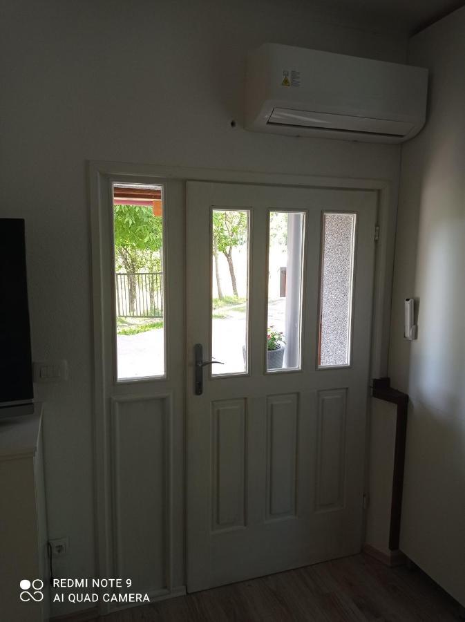 Studio Apartman Sonja Otočac Dış mekan fotoğraf