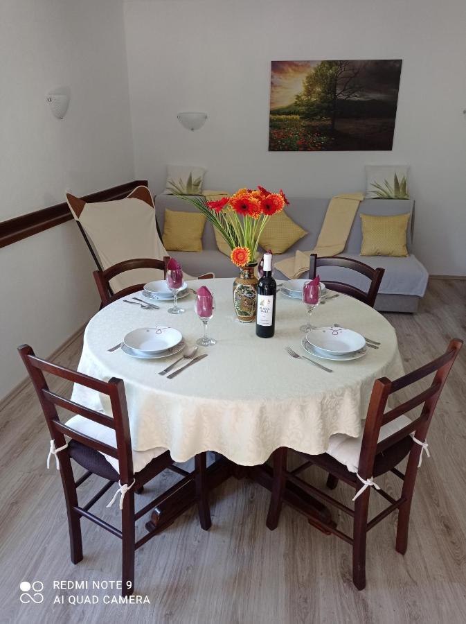 Studio Apartman Sonja Otočac Dış mekan fotoğraf