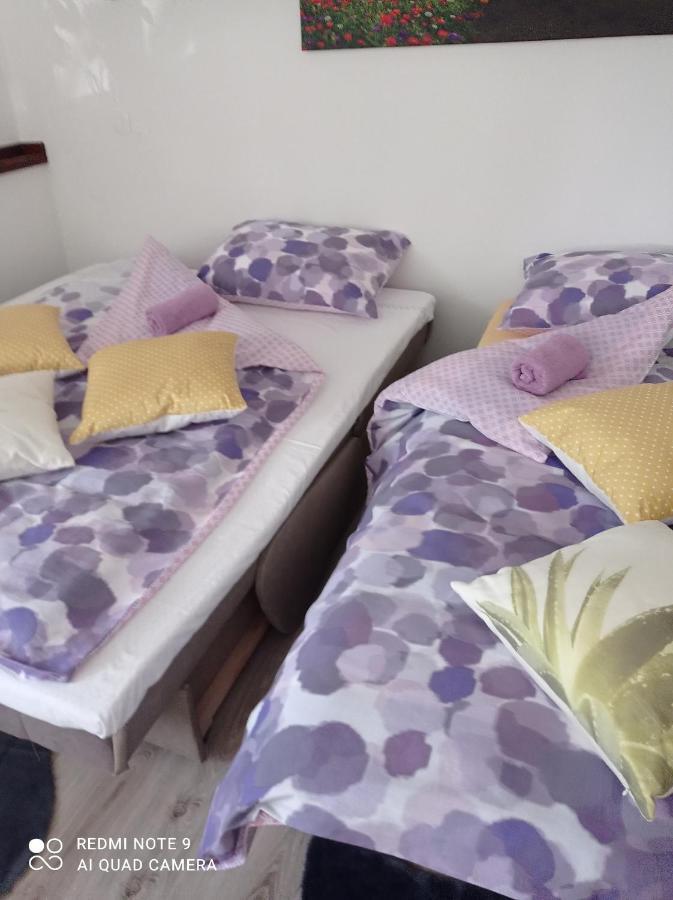 Studio Apartman Sonja Otočac Dış mekan fotoğraf